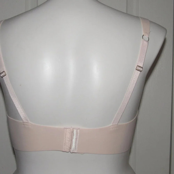 VINCE CAMUTO Underwire Lightly Lined Tan Bra Size 38D - Picture 3 of 5